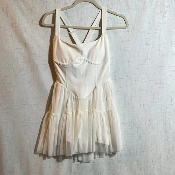 POPFLEX Corset Pirouette Dress - Cream Athletic Dress Size XS - Picture 3 of 8